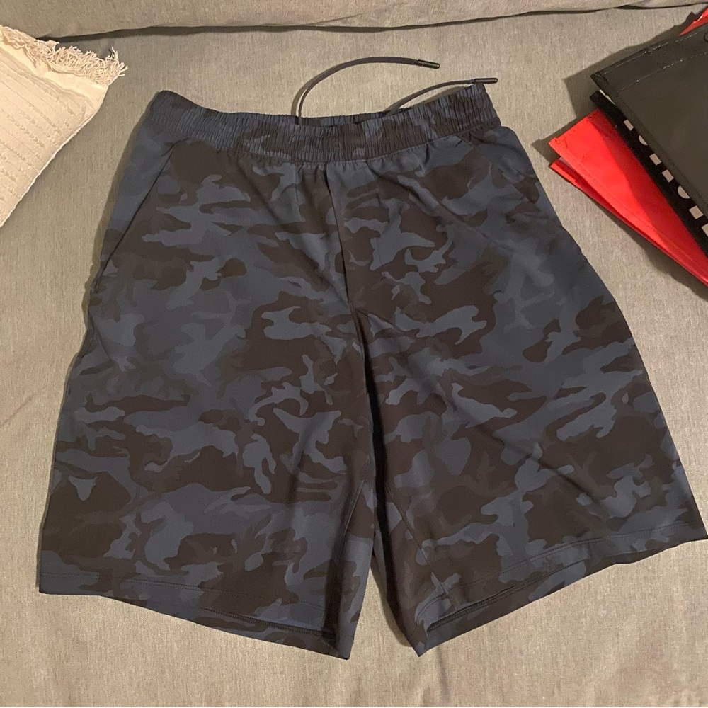 Lululemon Pace Breaker Short Linerless 9” Updated